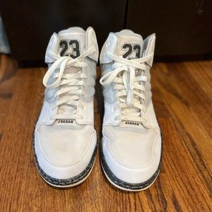 Nike Jordan 23 Sneakers